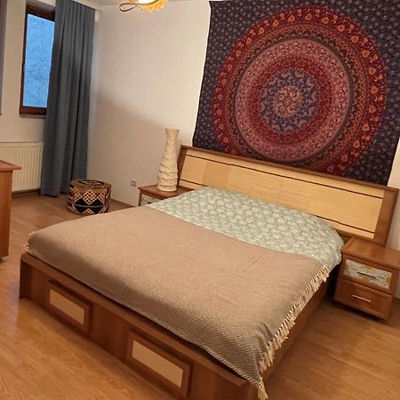 Mexican Touch Apartment With Parking Garage 普里什蒂纳 外观 照片